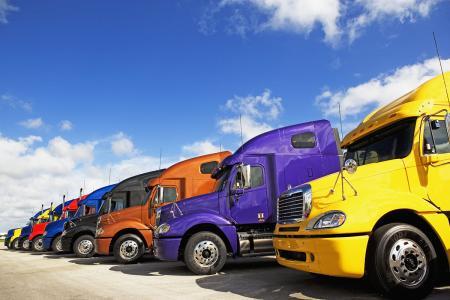 貨運汽車能辦非營運嗎？貨運代理行業需注意的法規解讀